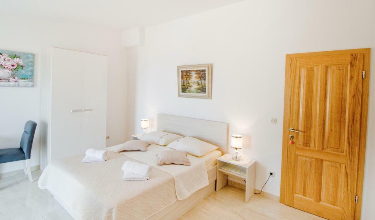 Villa Ivana Makarska Exterior foto